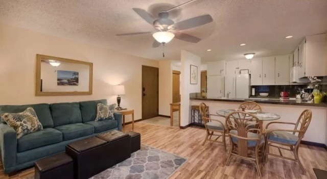 Kihei Resort 128 1 Bedroom Condo by RedAwning