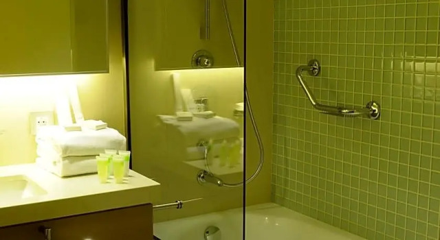 Номер Deluxe Saifi Suites Hotel
