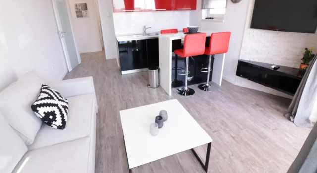 Апартаменты с 2 комнатами с балконом Apartments & Rooms Danivan Pool Villas - Off site breakfast available