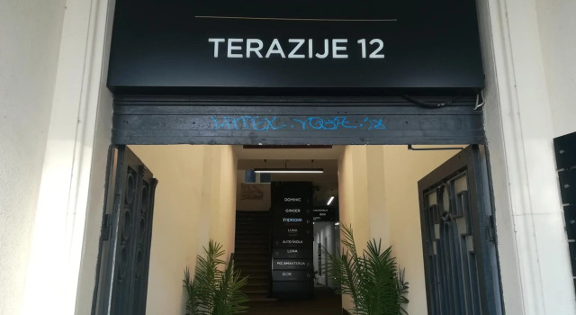 Apartment Luna Terazije, Забронировать Апартаменты/квартира Стари град Белград, рядом с Военный музей
