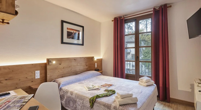 Номер Comfort CitHôtel Le National