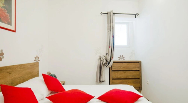Boutique Apartment in Sveti Filip i Jakov near Sea