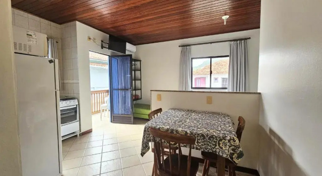 Encantada Floripa Vermelha