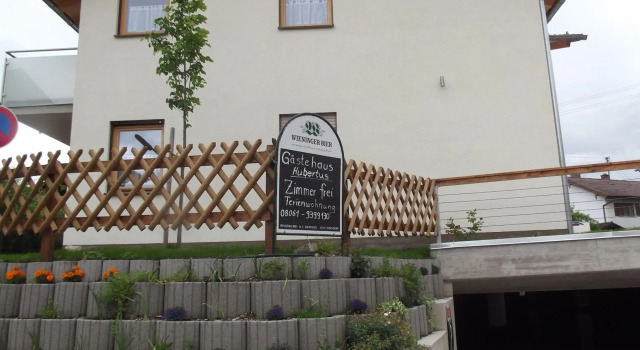Gästehaus Hubertus Bad Aibling, Reserva ahora Hotel Bad Aibling Chiemgau