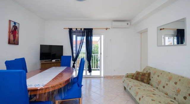 Apartments Elvira, Prenota Appartamento Hotel a Isole Quarnerine con parcheggio, Parcheggio