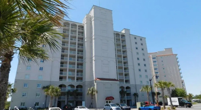 Yacht Clubs #1-503 - 3 Br Condo