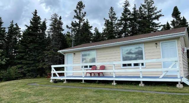 Коттедж c 1 комнатой Sea Breeze Cottages