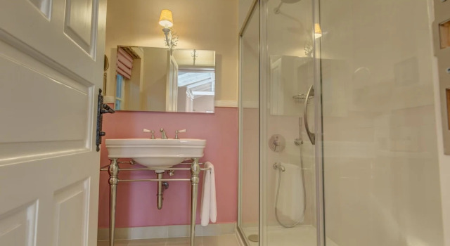 Люкс с видом на внутренний двор Erendira Hotel - Special Class