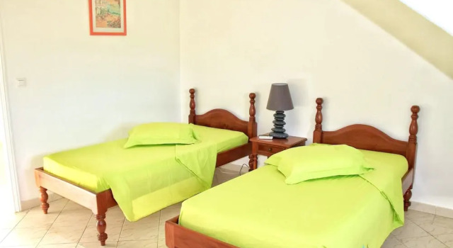 House With 2 Bedrooms in Saint-françois, With Furnished Garden and Wifi - 700 m From the Beach, Prenota Hotel Saint-François Grande-Terre