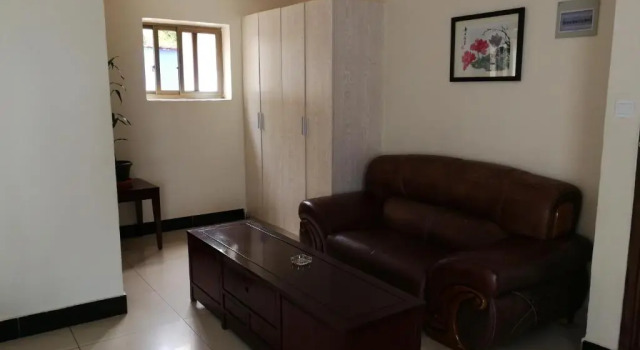 Трёхместный номер Standard Nanjing Restaurant & Motel