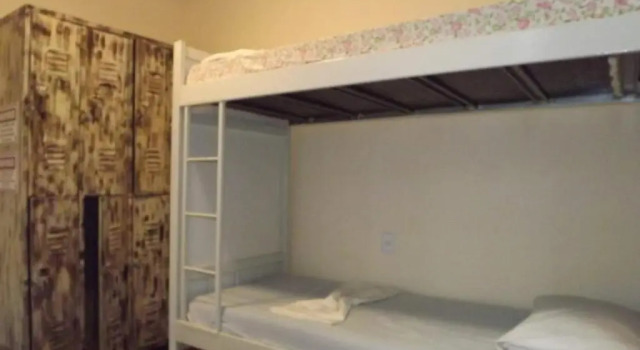 Кровать в общем номере (женский номер) Hostel BH