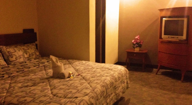 St. Louie Terraces Lodging House, Book Hotel Hotels in Banga with Breakfast, Breakfasts