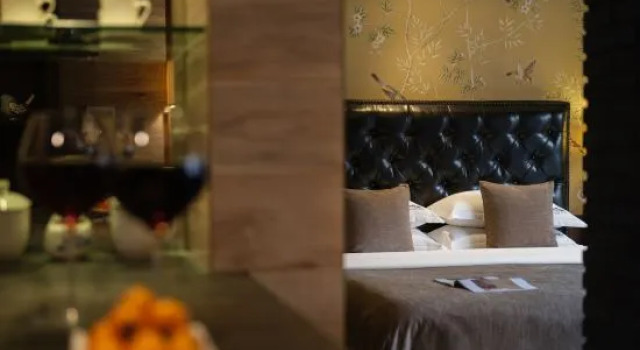 Люкс Share Year Hotel