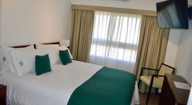 Hotel 6 De Octubre