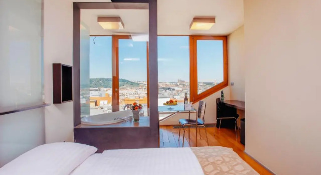 Deluxe Dvoulůžkový s manželskou postelí pokoj Wenceslas Square Hotel - Czech Leading Hotels