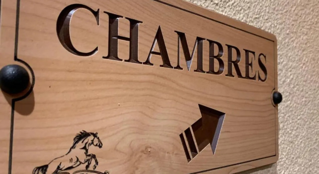 Номер Economy Hôtel Du Cheval Blanc Barcelonnette
