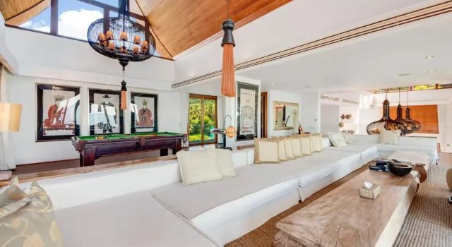 Вилла с видом на море Villa Riva