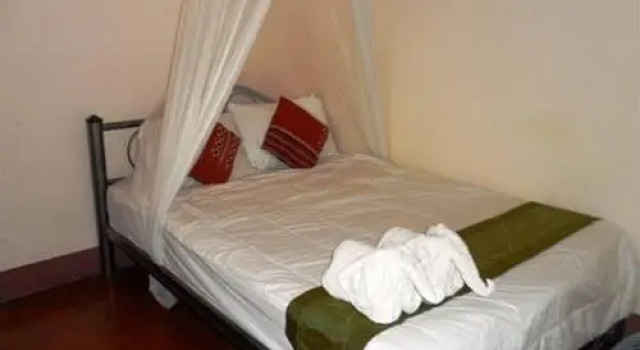 Huen Panicha Guesthouse