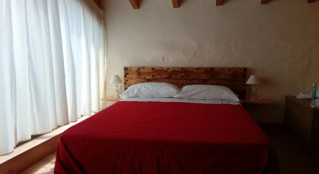 Can Bota, Reservar Hotel Vilajuiga 