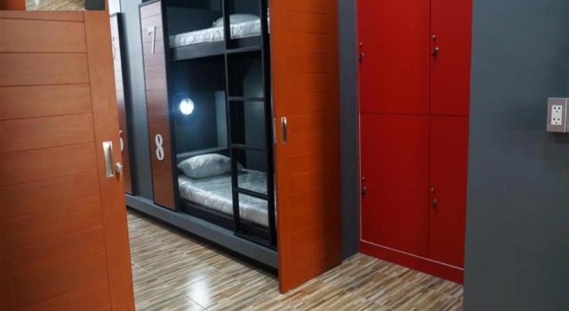 Кровать в общем номере Mueang Mueang Inn Bangkok