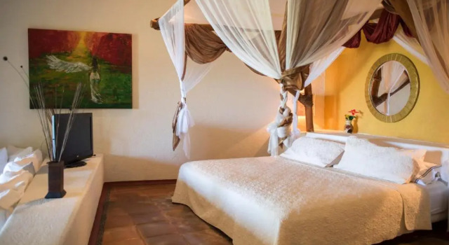Villa Encantada at StayPV, Забронировать Вилла Отели Ixtapa-Zihuatanejo с бассейном, Бассейн