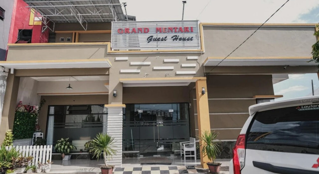 Grand Mentari Guest House by RedDoorz, Prenota Affittacamere Bengkulu Sumatra
