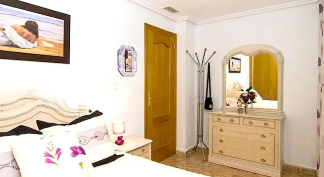 Apartment with 3 bedrooms in Torrevieja with WiFi 5 km from the beach