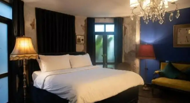 Полулюкс Baan Tuk Din Hotel