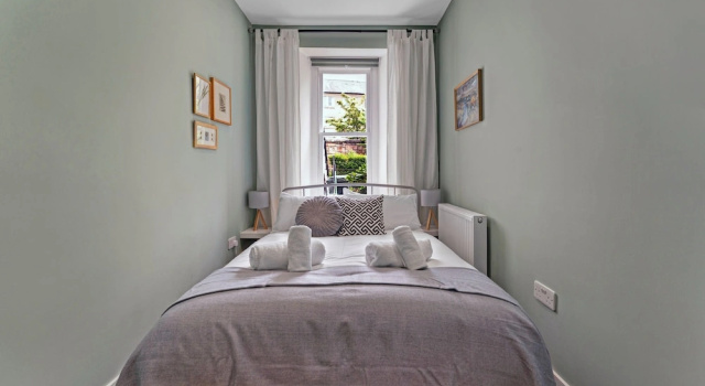 Вилла Stylish 2-Bed Villa Garden Central Edinburgh
