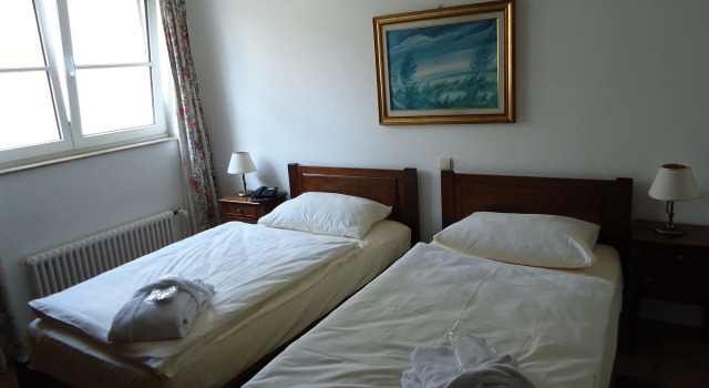 Hotel Landhaus Milser, Забронировать Отель Huckingen Дуйсбург