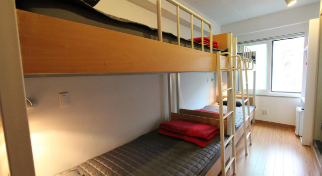 B my guesthouse - Hostel