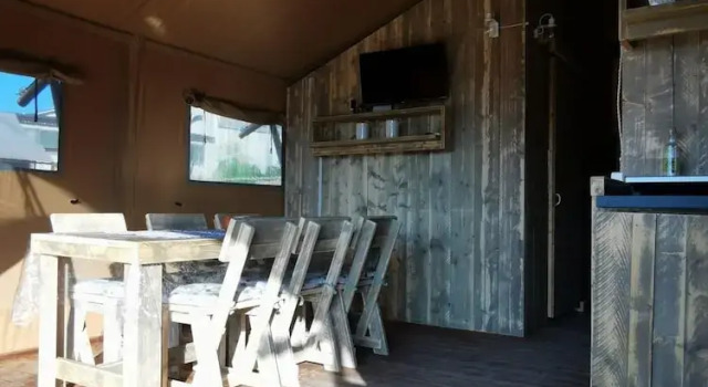 Тент Farmhouse Tent in Marche Near Adriatic Sea
