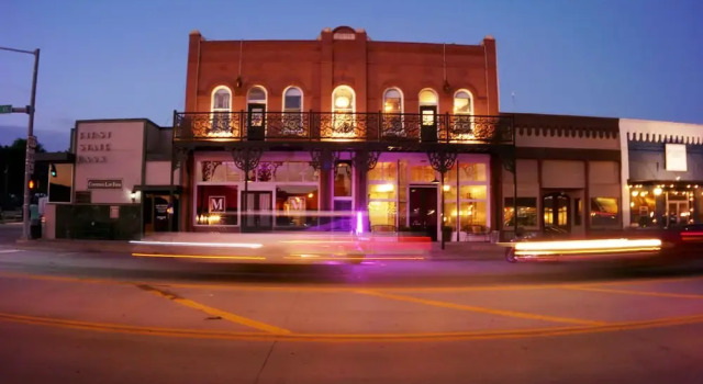 MULBERRY, Varaa Matkakoti Tishomingo Oklahoma