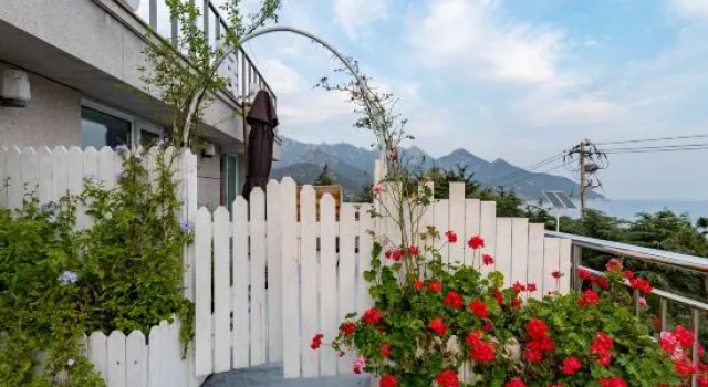 Floral Hotel· Qingdao Haiyuexuan Hotel (Lushan Scenic Area Lushan Beach Branch), Prenota Hotel Hotel a Shandong con parcheggio, Parcheggio