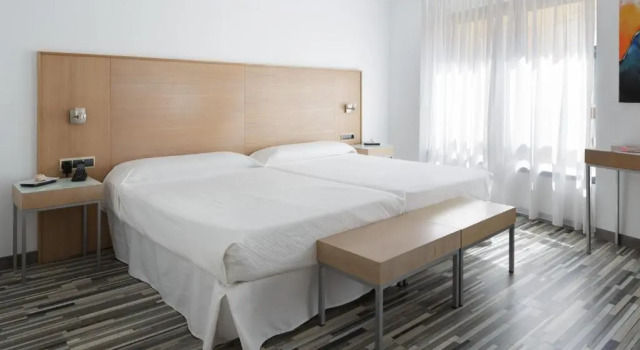 Четырёхместный номер Superior Hotel Alamo