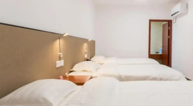 Номер Deluxe Floral Hotel Dianhu Holiday Shanghai