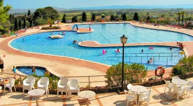 Camping Castell Montgri II, Забронировать Кемпинг Кемпинги и глэмпинги Торроэлья-де-Монгри, Кемпинг