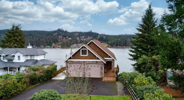 Vista Point Lake House