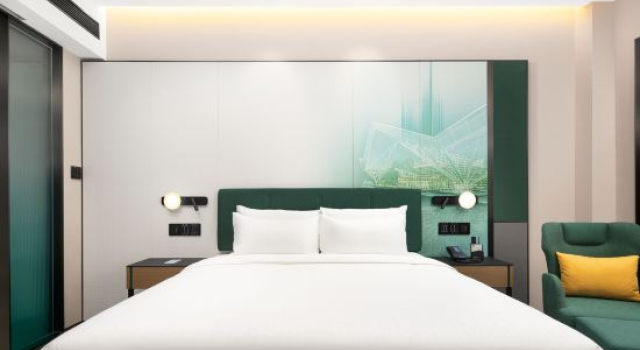 Люкс Hampton by Hilton Weifang City Center