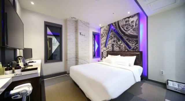 Jinju CF Self Check-in Motel, Забронировать Мотель Чинджу Кёнсан-Намдо