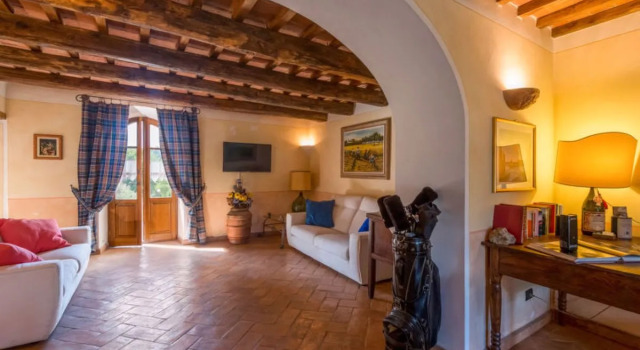Casale Poggio Lupinaio