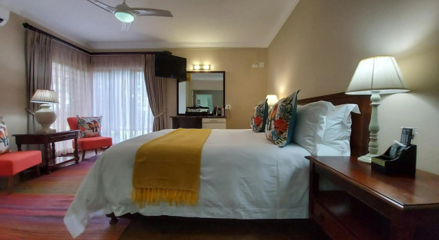 Matumi Golf Lodge, Забронировать Отель «постель и завтрак» Бизнес-отели Мбомбела, 4* 5*