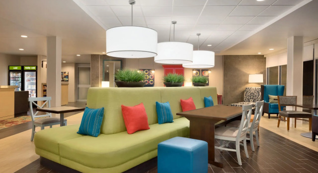 Home2 Suites By Hilton-Cleveland Beachwood, Забронировать Отель Отели Бичвуд с завтраком, рядом с Центр еврейского наследия имени Мальца, Завтраки