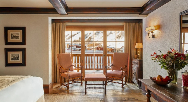 Полулюкс Deluxe с балконом Airelles Val dIsère