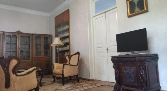 Mary's Apartment