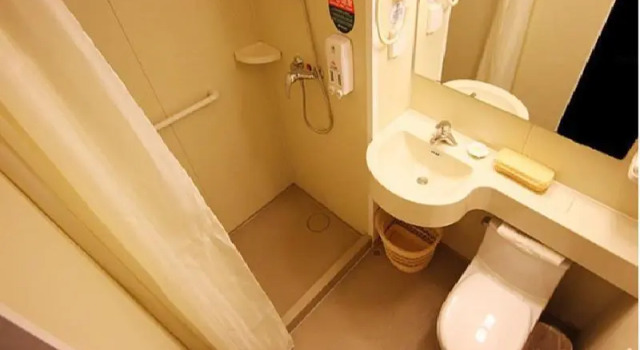 Двухместный номер Standard GreenTree Inn Qingdao Jiaozhou Bus Terminal Station Haier Avenue Express Hotel