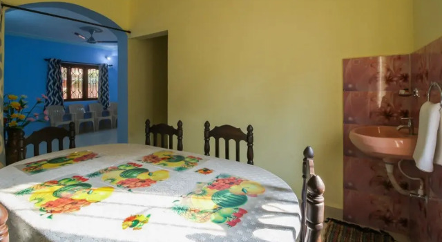 OYO 15529 Home Decent 2BHK Candolim