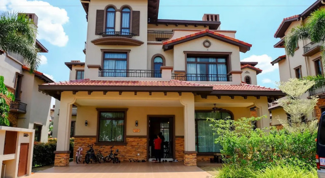 Broga Hill Diamond City Bungalow