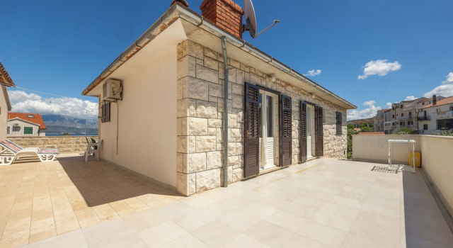 Apartment Vinka, Rezerwuj Apartament Hotele w Split-Dalmatia County z parkingiem, Parking