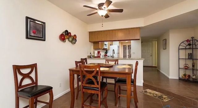 Royal Palm Condo By Signature Vacation Rentals, Забронировать Апартаменты/квартира Скотсдейл Phoenix Metropolitan Area, рядом с Солт Ривер Филдс эт Талкинг Стик